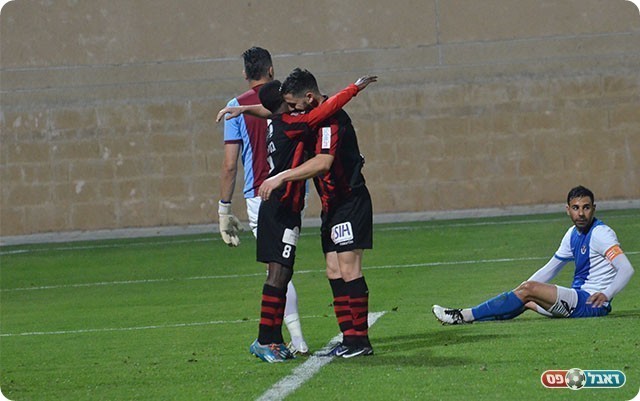 אלקנתי חוגג עם מלסה (אבי רביבו)